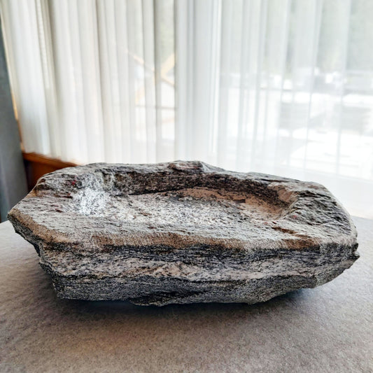 Ticino granite birdbath